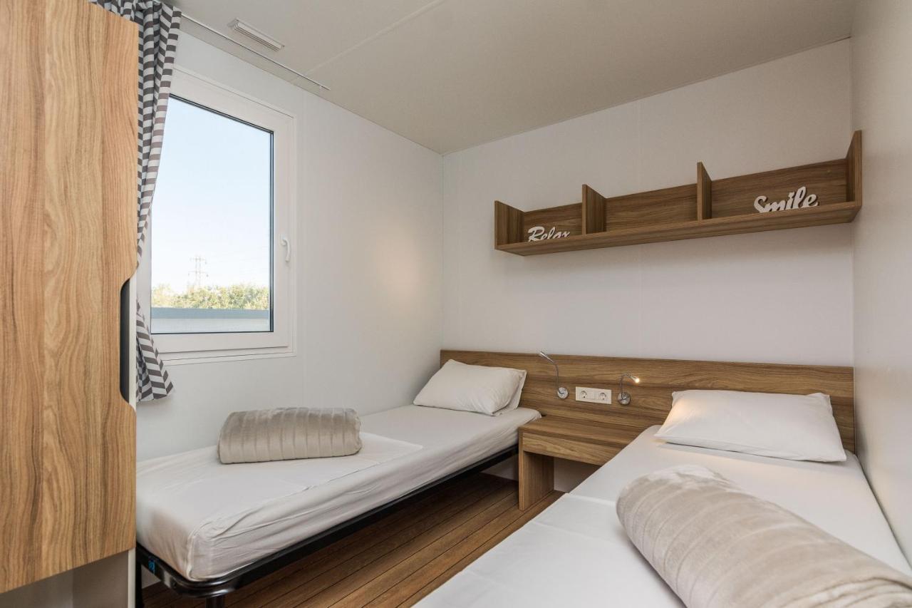Mobile House F&L Villa Biograd Na Moru Eksteriør bilde