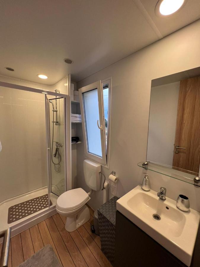Mobile House F&L Villa Biograd Na Moru Eksteriør bilde