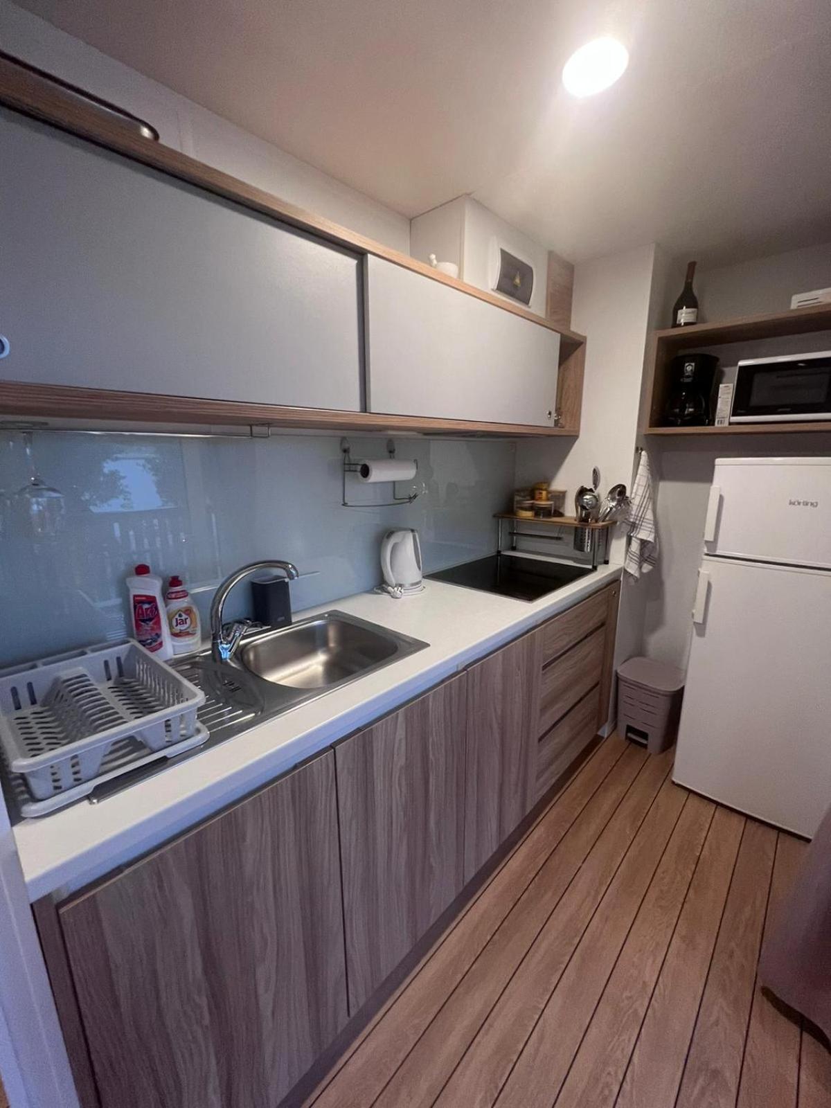 Mobile House F&L Villa Biograd Na Moru Eksteriør bilde